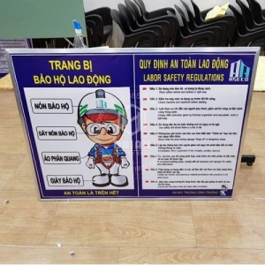 Biển báo khung sắt Trang bị bảo hộ lao động
